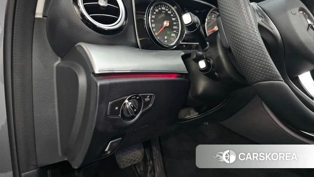 Mercedes-Benz E-Class W213 id 4465790 из Кореи 8