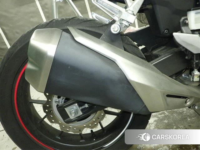 Проданный Honda CBR400R id 4199990 из Японии, фото 8