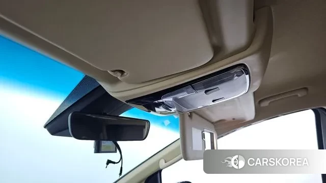 Hyundai Staria id 3659360 из Кореи 8