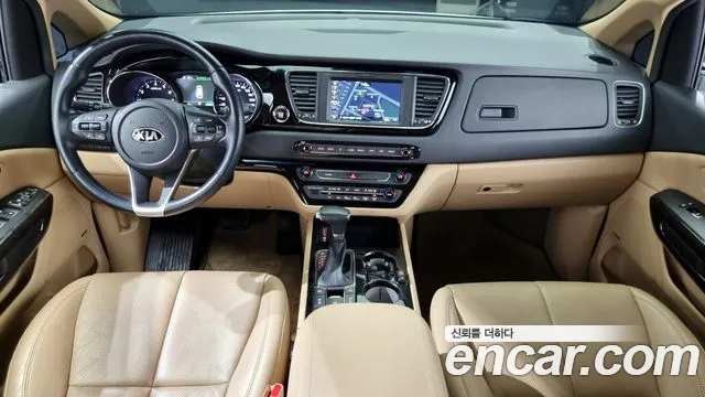 Kia The New Carnival id 2628268 из Кореи 8