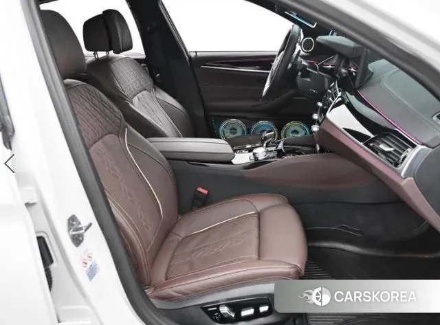 BMW 5 Series (G30) id 3058248 из Кореи 8