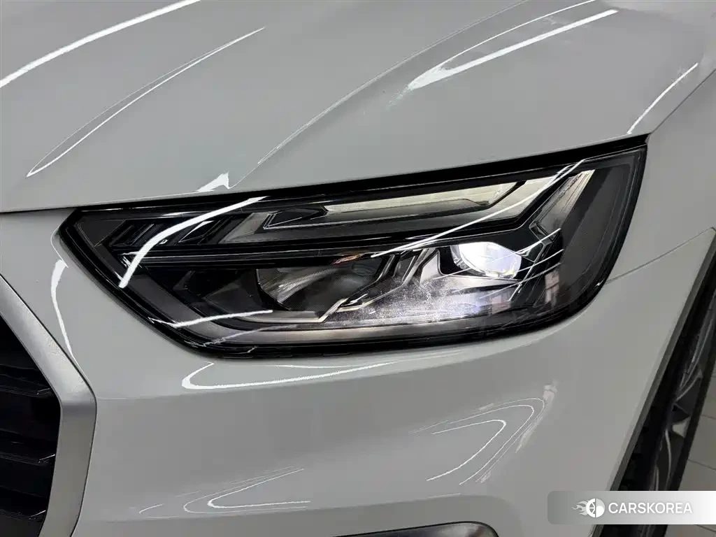 Audi Q5L id 4628241 из Китая 8