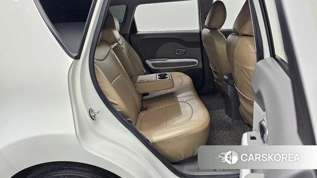 Kia Soul EV id 4269334 из Кореи 8