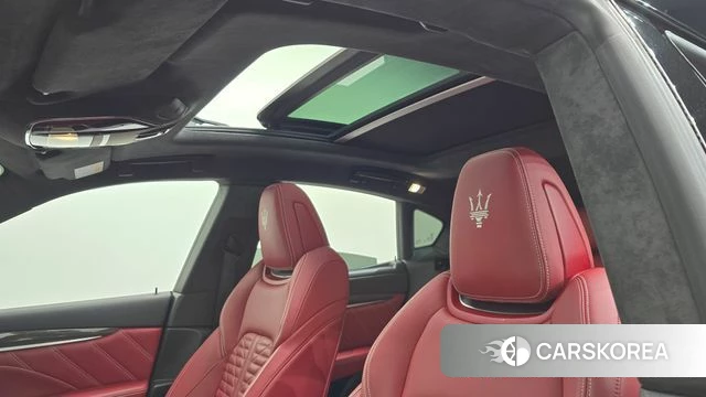 Maserati Levante id 4625176 из Кореи 8