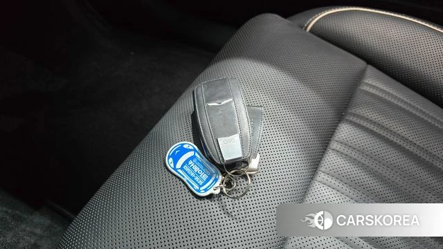 Genesis G90 id 4759761 из Кореи 8