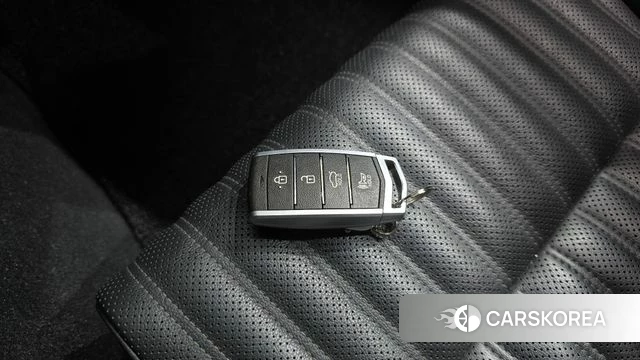 Genesis G70 id 4737695 из Кореи 8