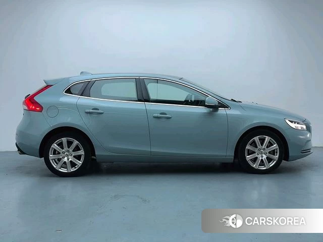 Volvo V40 id 4254211 из Китая 8