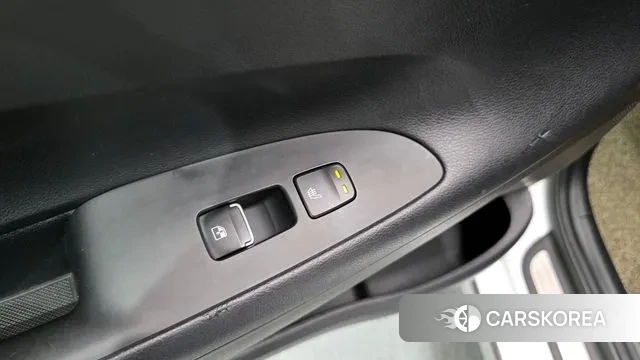 Hyundai The New Grandeur IG Hybrid id 3328891 из Кореи 8