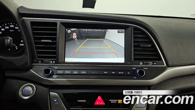 Hyundai Avante AD id 2840128 из Кореи 8