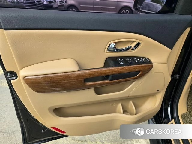 Kia All New Carnival id 4274985 из Кореи 8