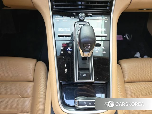 Porsche Panamera (971) id 4246333 из Кореи 8