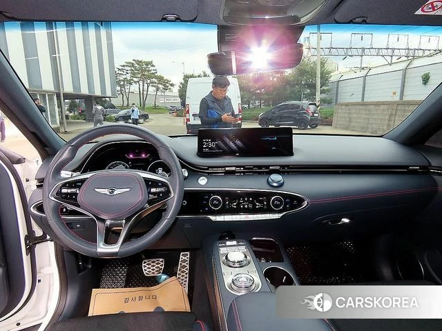 Genesis GV70 id 4303968 из Кореи 8