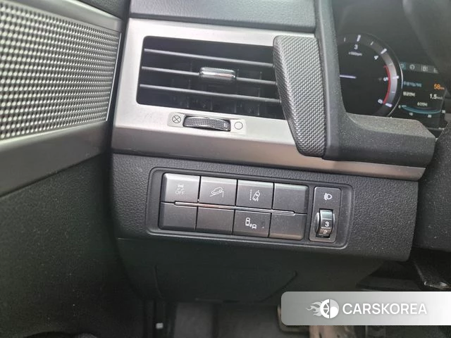 Ssangyong Rexton Sports Cannes id 4625975 из Кореи 8