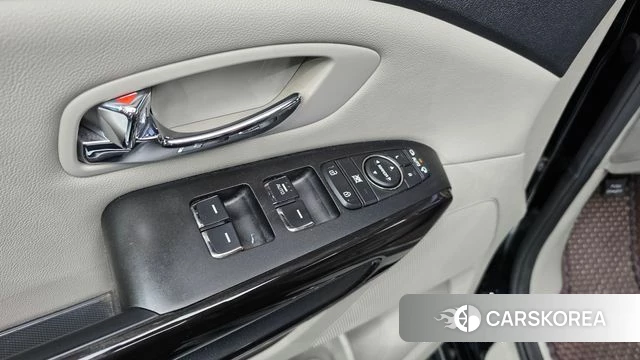 Kia The New Carnival id 4713228 из Кореи 8