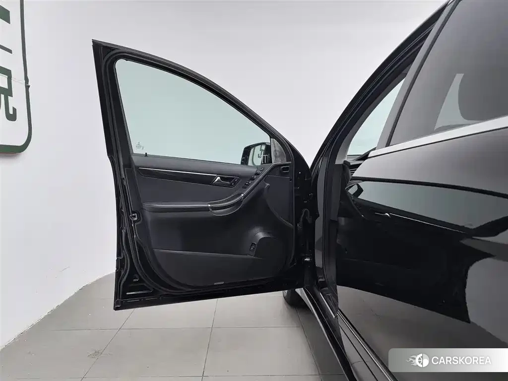 Mercedes-Benz R-class id 4607052 из Китая 8