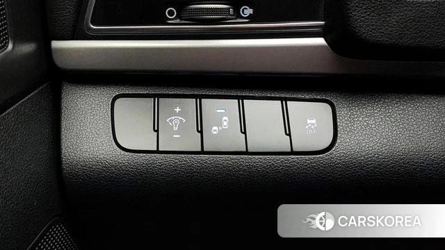 Hyundai Avante AD id 3845680 из Кореи 8