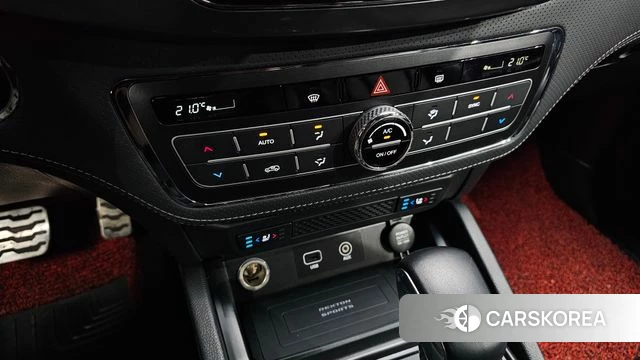 Ssangyong The New Rexton Sports Cannes id 4855094 из Кореи 8