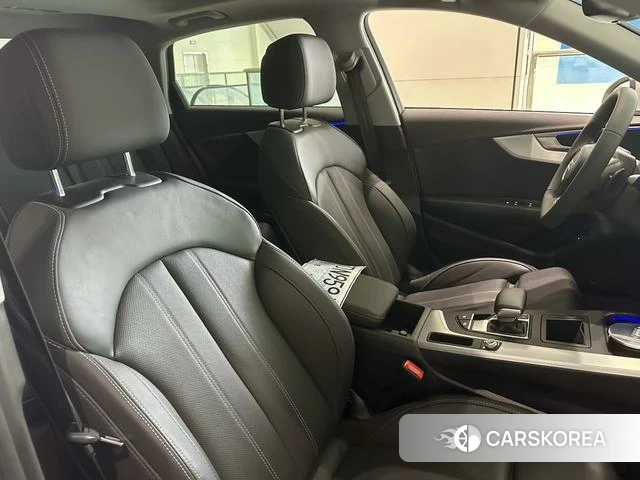 Audi A4L id 4277984 из Китая 8