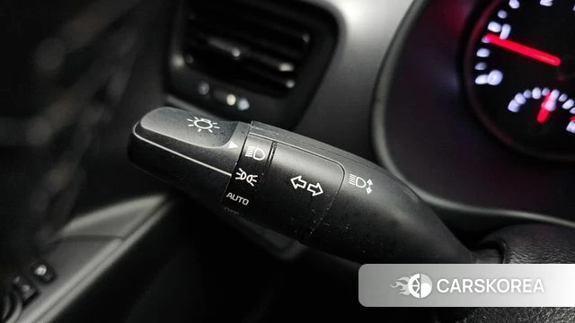 Kia Stonic id 4856426 из Кореи 8