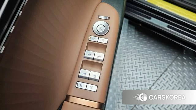 Hyundai Grandeur (GN7) id 4640452 из Кореи 8