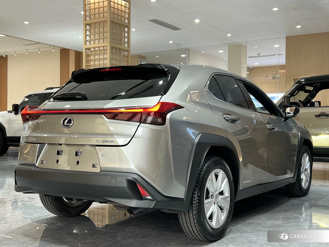 Lexus UX id 4454691 из Китая 8