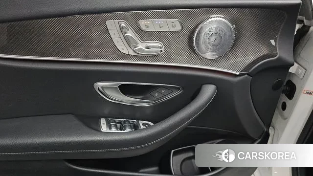 Mercedes-Benz E-Class W213 id 3176247 из Кореи 8