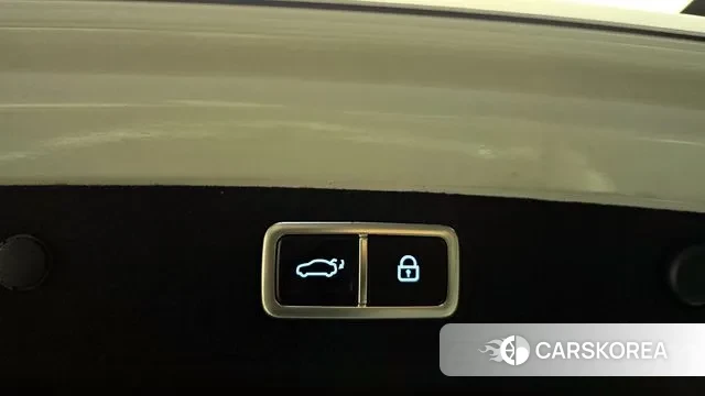 Hyundai Grandeur Hybrid (GN7) id 3058174 из Кореи 8