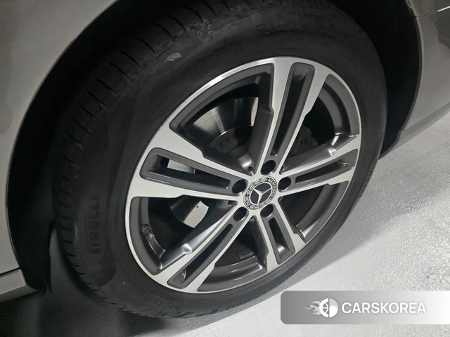 Mercedes-Benz E-Class W213 id 3832818 из Кореи 8