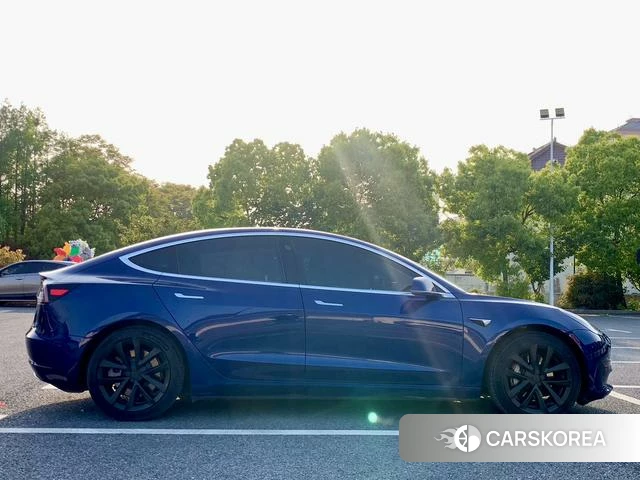 Tesla Model 3 id 4253086 из Китая 8