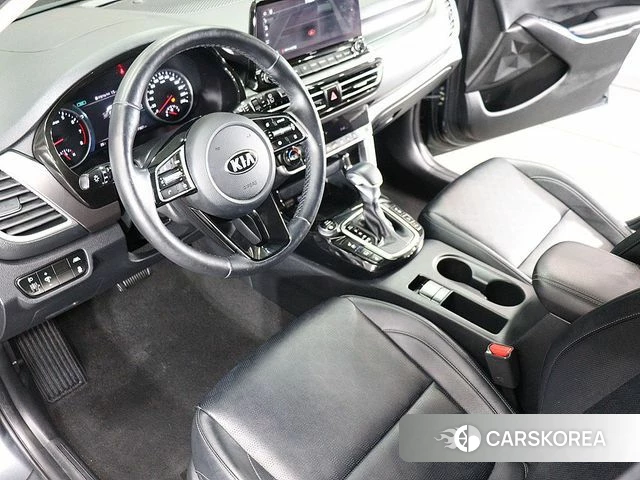 Kia Seltos id 4775742 из Кореи 8