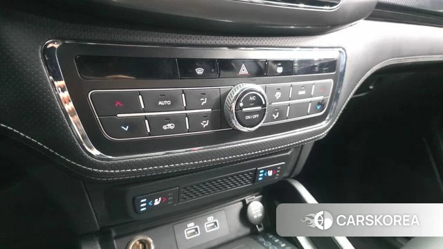 Ssangyong The New Rexton Sports Cannes id 4631599 из Кореи 8