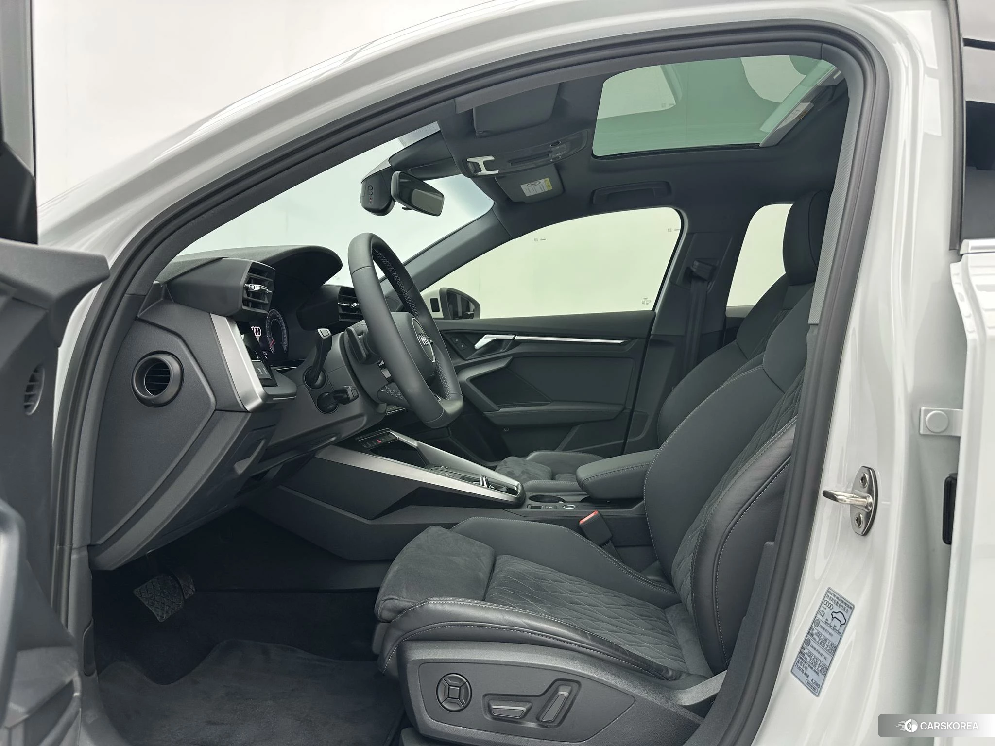 Audi A3 id 4420879 из Китая 8