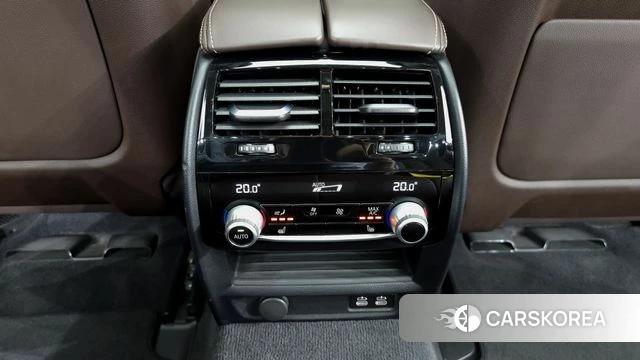 BMW 5 Series (G30) id 4298789 из Кореи 8