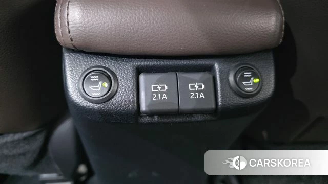 Toyota Prius 4th Generation id 4636610 из Кореи 8