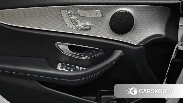 Mercedes-Benz E-Class W213 id 3292367 из Кореи 8