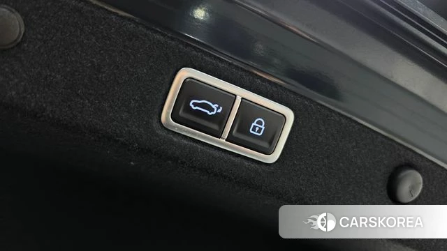 Hyundai Grandeur Hybrid (GN7) id 4941647 из Кореи 8