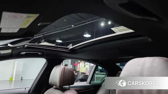 BMW 5 Series (G30) id 3778521 из Кореи 8