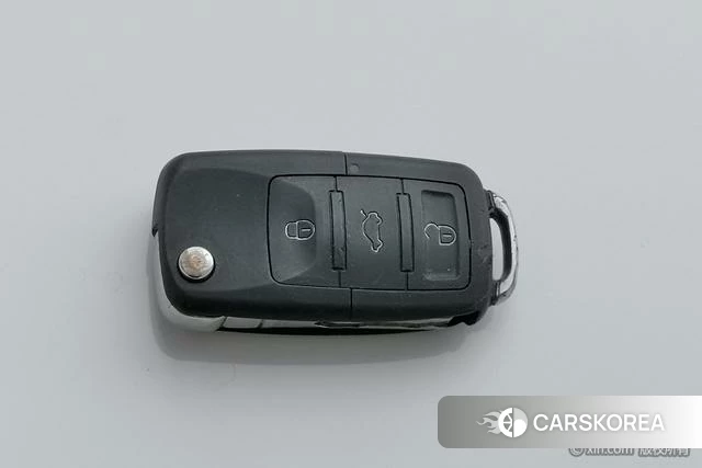 Volkswagen Santana id 4211365 из Китая 8