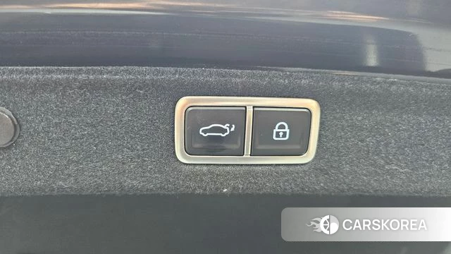 Hyundai Grandeur Hybrid (GN7) id 4630870 из Кореи 8