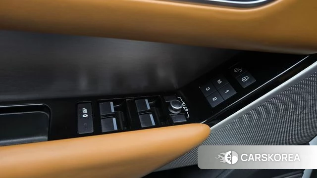 Land Rover Range Rover Velar id 4856384 из Кореи 8