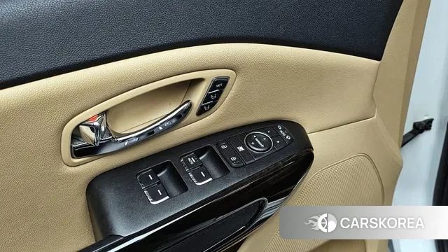 Kia The New Carnival id 3573861 из Кореи 8