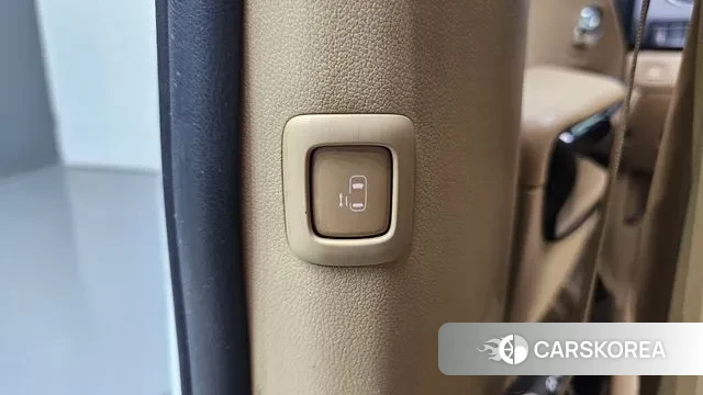 Kia The New Carnival id 3188442 из Кореи 8