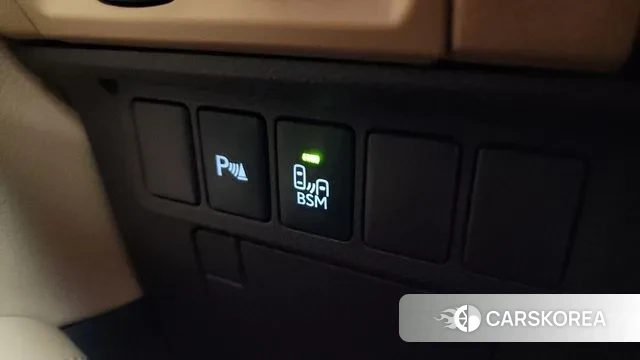 Lexus New ES300h id 3682709 из Кореи 8