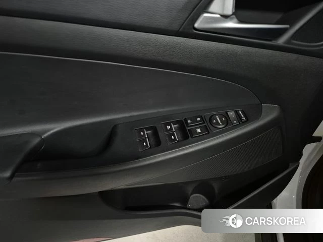 Hyundai All New Tucson id 4637902 из Кореи 8