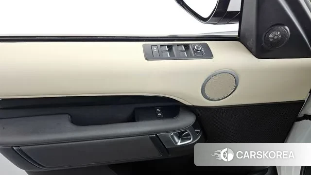 Land Rover Discovery 5 id 3485004 из Кореи 8