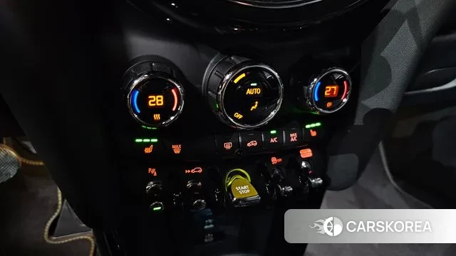 Mini Cooper Electric id 3507788 из Кореи 8