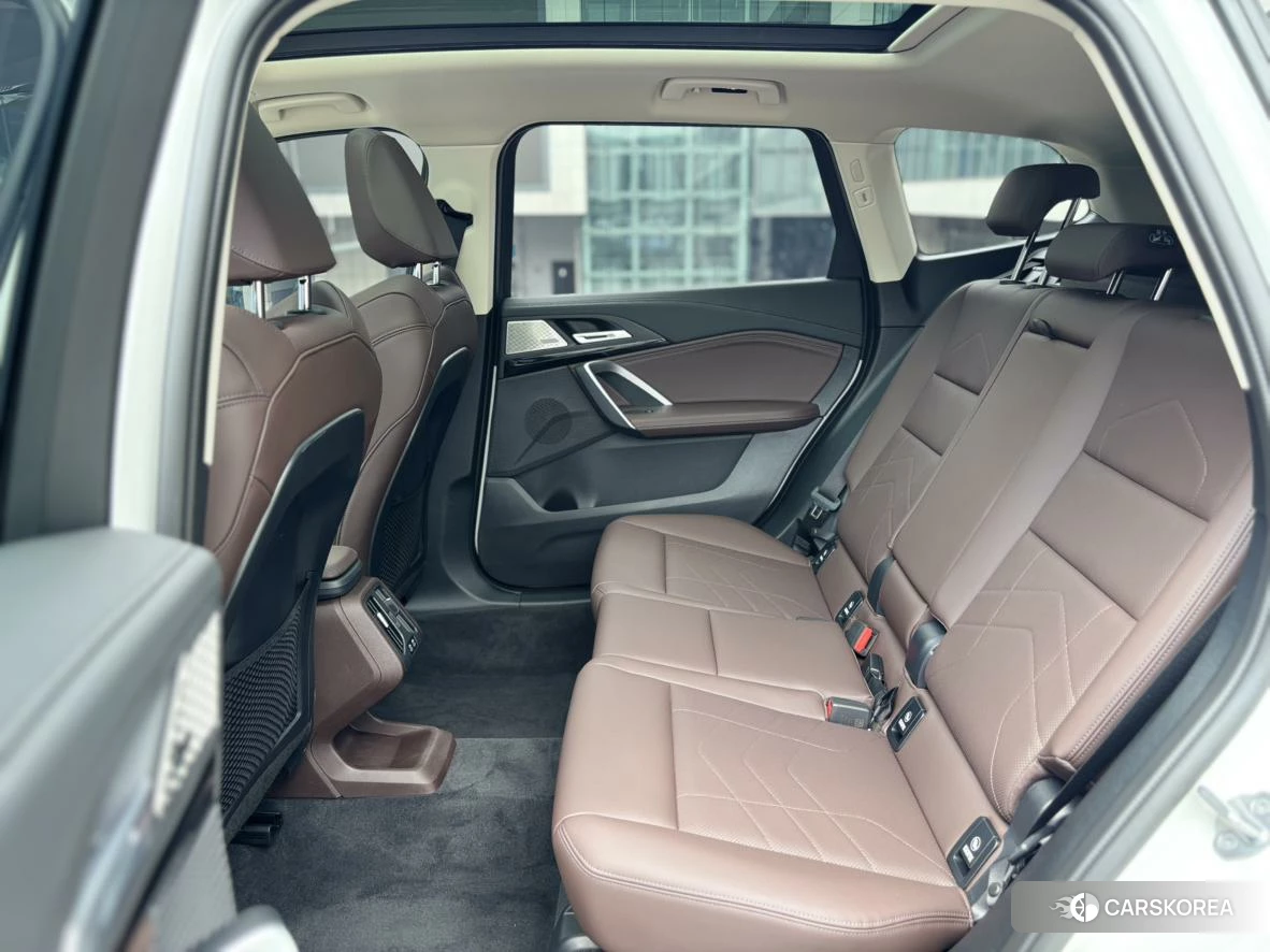 BMW X1 id 4479341 из Китая 8