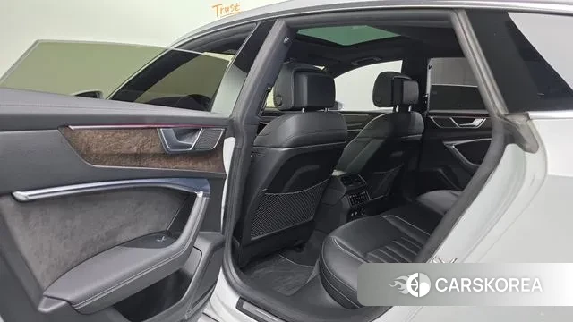 Audi A7 (4K) id 3059930 из Кореи 8