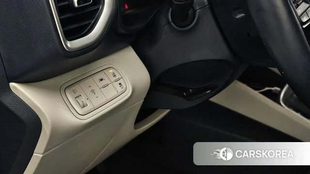 Hyundai Venue id 3842748 из Кореи 8