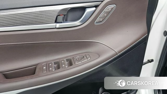 Hyundai Grandeur IG id 3861784 из Кореи 8